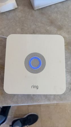 Ring Alarm Base Station (2nd Gen) + 1 Motion Sensor+ Power Adapter