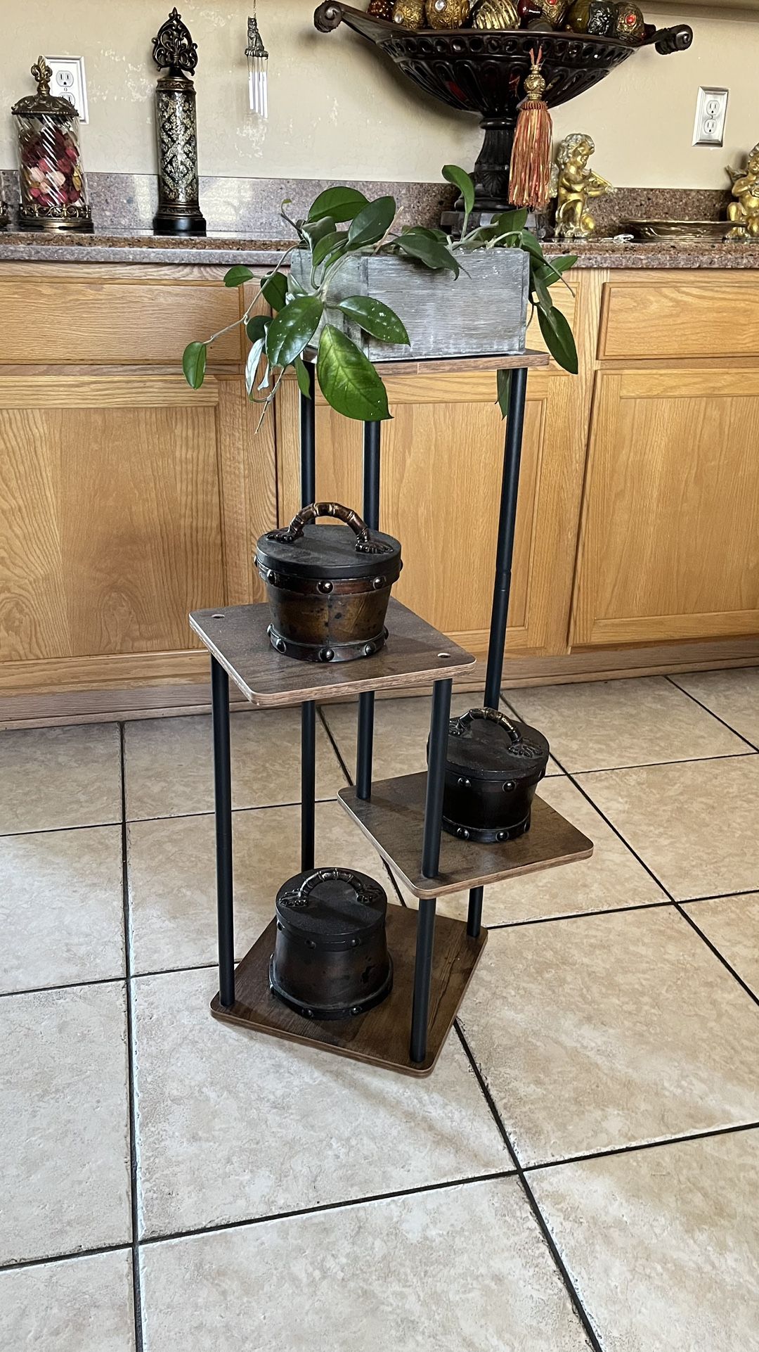 Plant Stand 32”