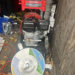Pressure Washer And Attachment 