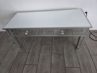 Mirror table