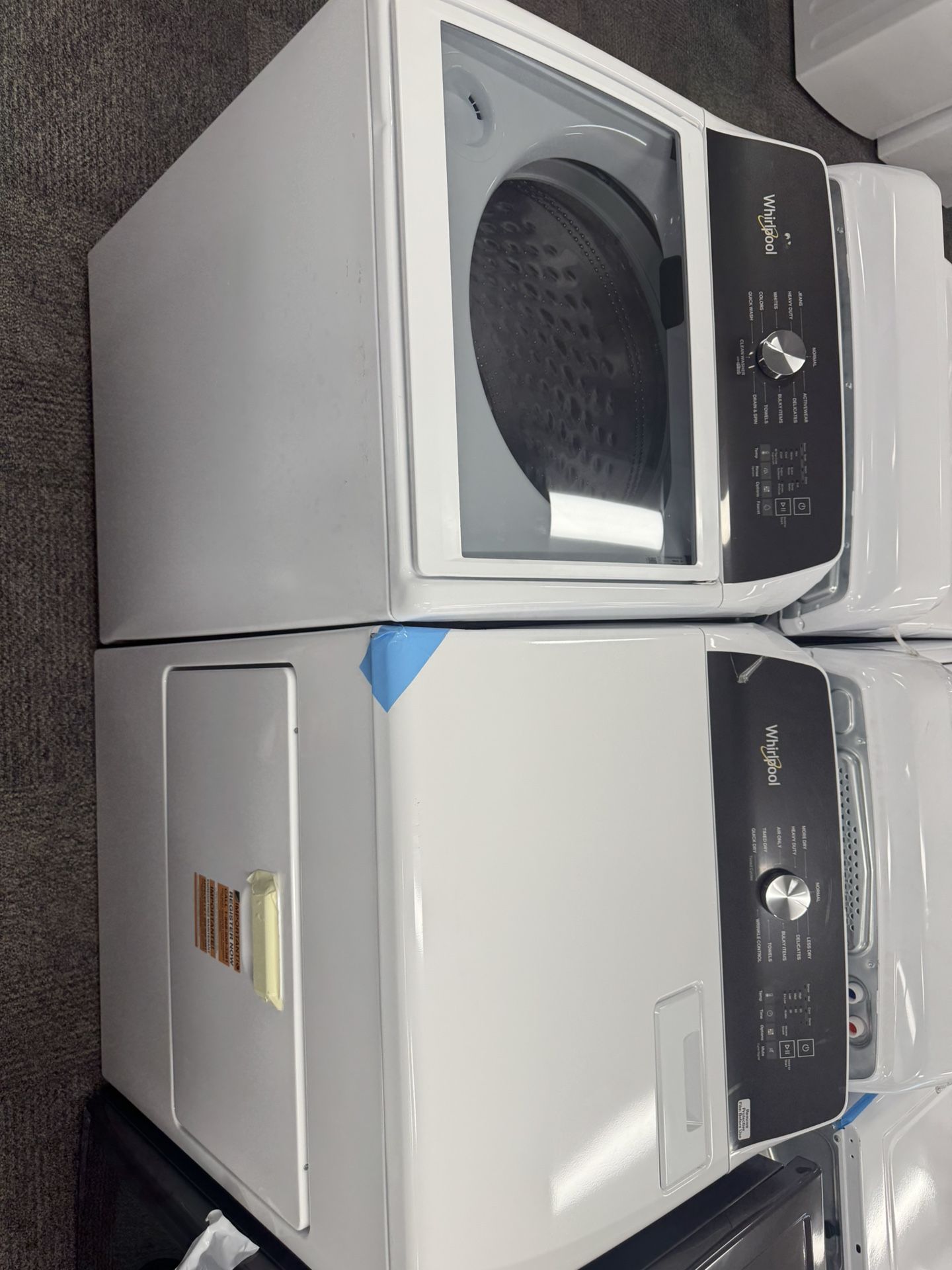 Whirlpool Washer And Dryer Set New