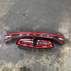 2015/2020 Charger Tailgate Light 