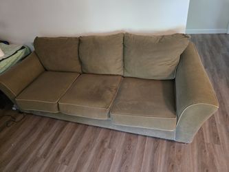 3 Seated Couch