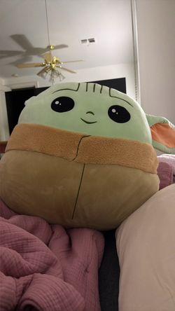 Baby Yoda Plushie