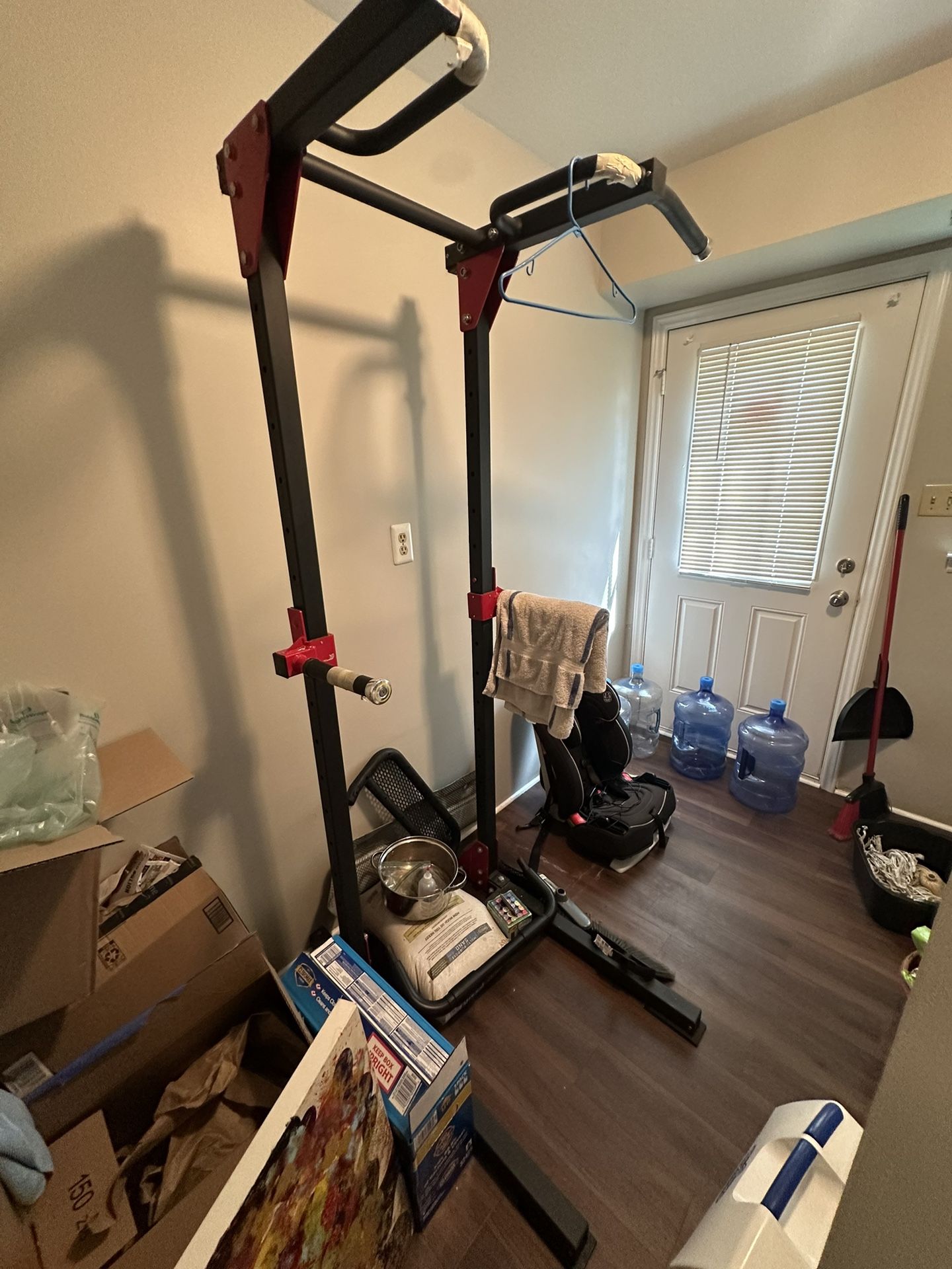 Pull Up Bar