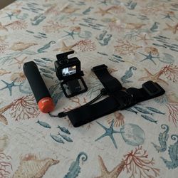 GoPro Hero 7 Black with Accessories Bundle