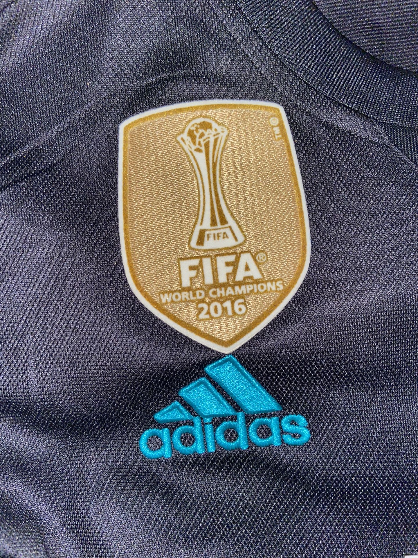 Cristiano Ronaldo Real Madrid 2011 Adidas Home Soccer Jersey XL for Sale in  Stickney, IL - OfferUp