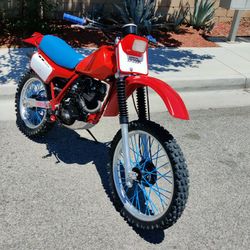 Dirt Bike New Tune Up Oil Change Carb Clean Hard To Find This Clean Accessories Well Worth The 🤑💰🤑💰🤑💰🤑 