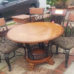 Dinning Table and Chairs