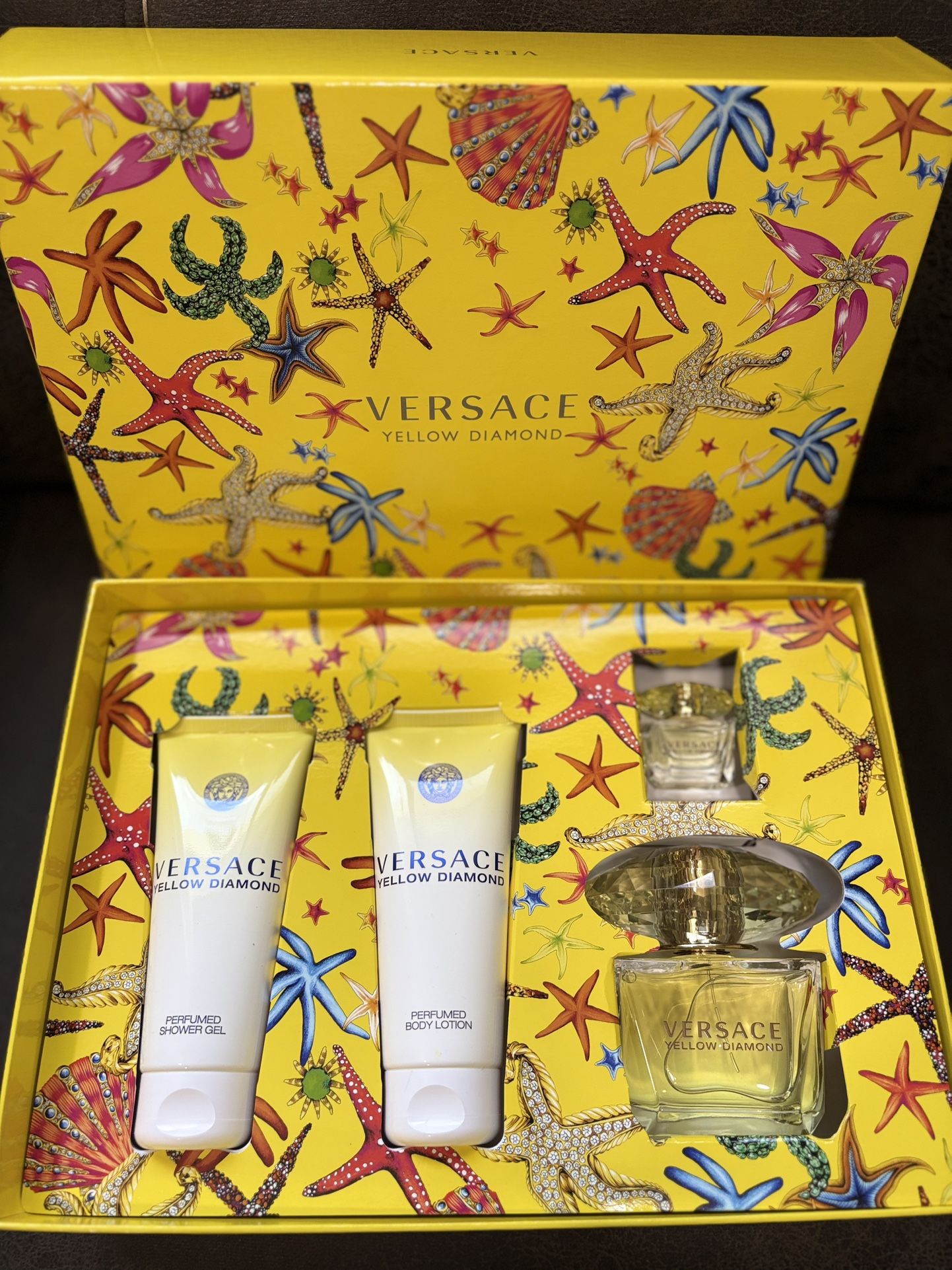 Versace Yellow Diamont Perfume Set