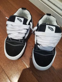 Vans Knu School Size 3.5 Youth