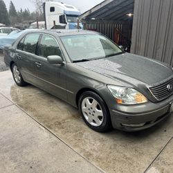 2004 Lexus LS 430