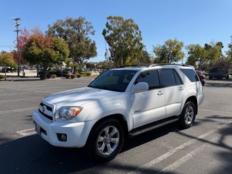 Toyota 4Runner SUV White