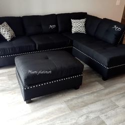 Sectional With Ottoman Reversible Black /// Financing Available 