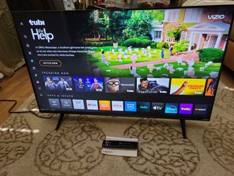 Vizio 4K Ultra HD Smart TV, 43", Only 2 years old! LIKE NEW!