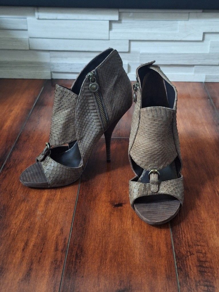 Leon Max Open Toe Snakeskin Dandals High Heels Size 6.5