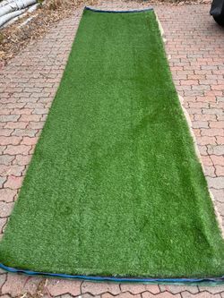 5x15 piece of fake grass artificial remnant