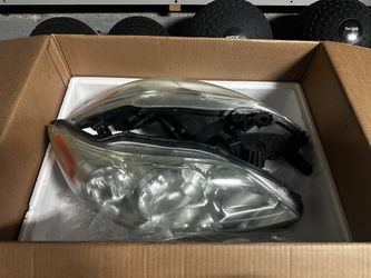 2011-2013 Toyota Corolla Headlights