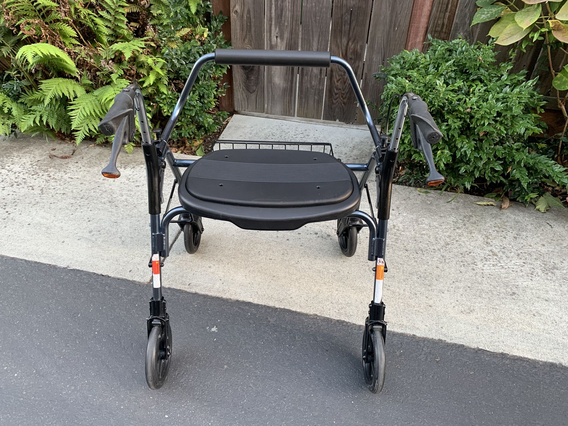 Walker Rollator Medical Equipment 