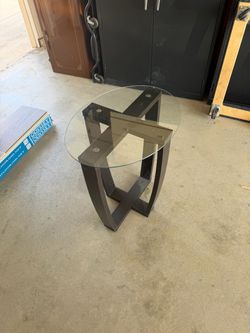 End table