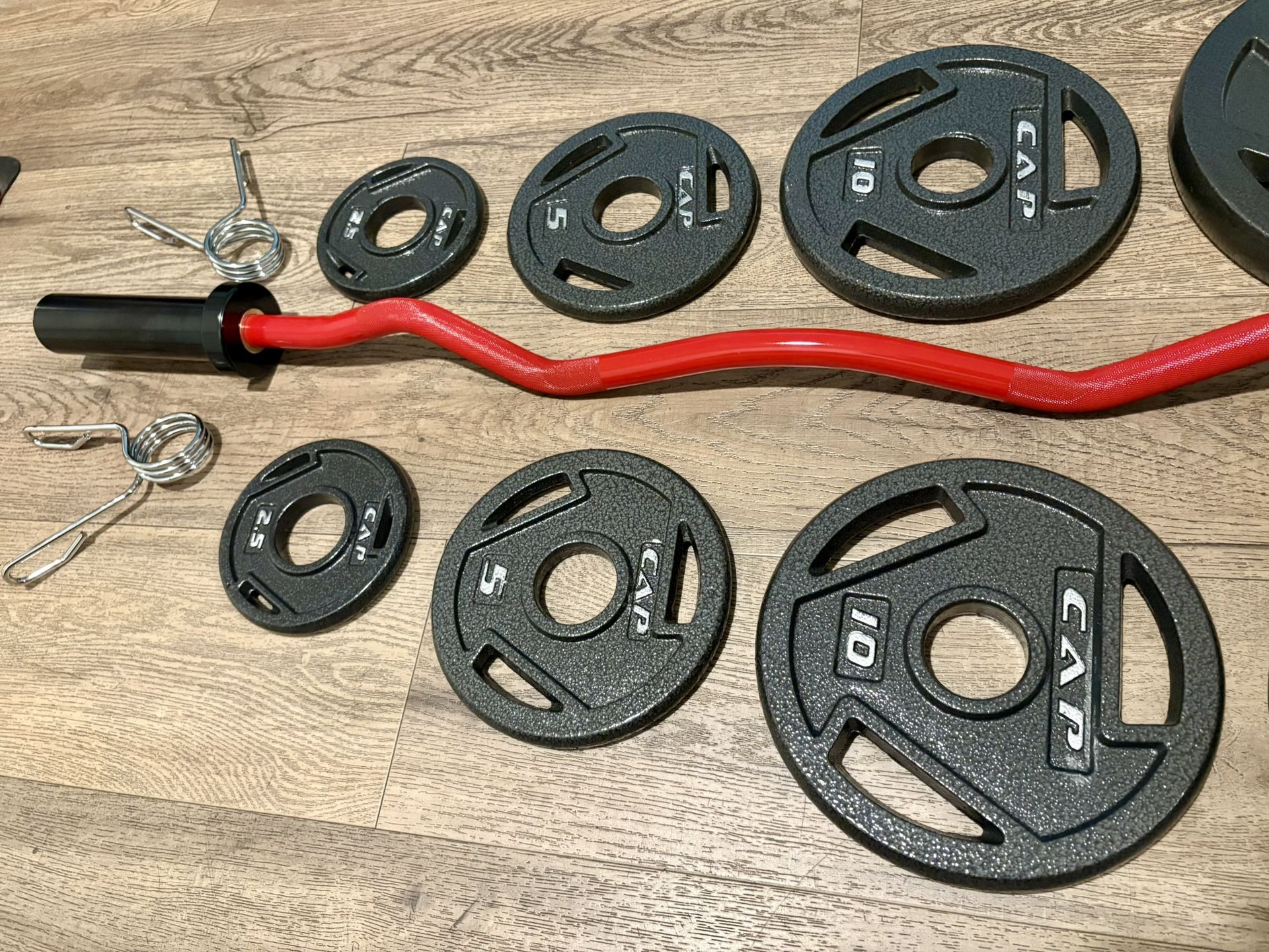 NEW Olympic Red Curl Bar With Pairs From 5s To 25s [total: 105 lbs)