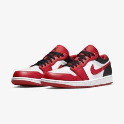 Air Jordan 1 Low
