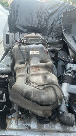 Toyota fuel tank 06 tundra