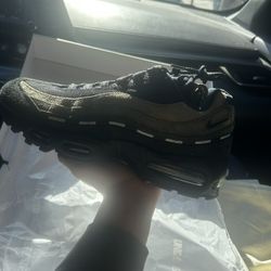 Air Max 95 Undefeated La Brea