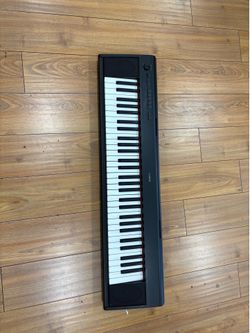 Yamaha Piaggero NP-12 Pino
