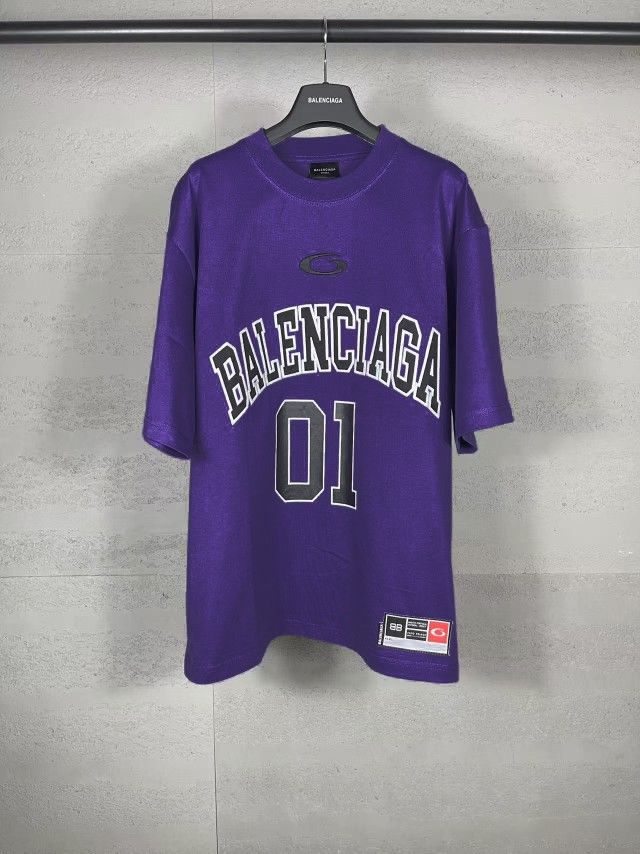 Balenciaga's new basketball uniform T-shirt