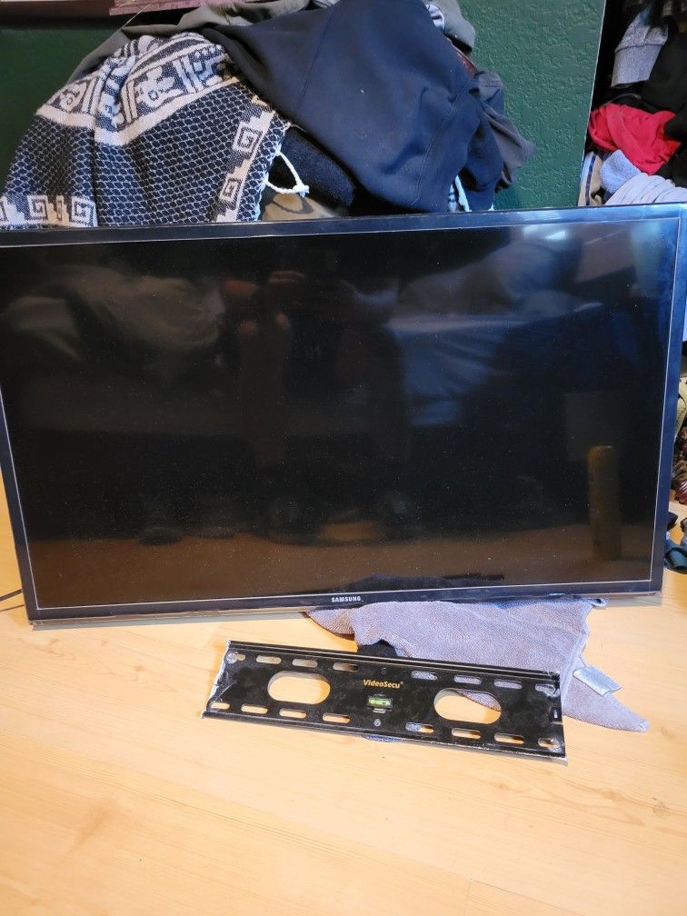 Samsung TV 40"