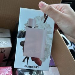 burberry her perfume