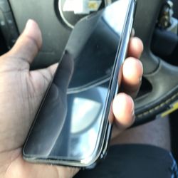 UNLOCKED IPHONE X/ LIMITED STOCK 