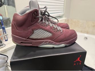 Jordan 5 burgundy size 13 used