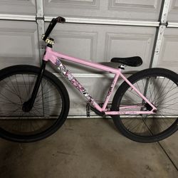 29” PINK CHAD THRONE BIKE 