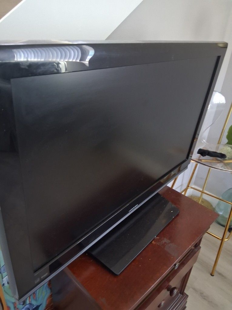 Toshiba Tv -used