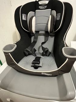 Graco convertible car seat