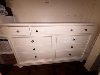 White dresser farmhouse style elegant real wood moving sale! Give me your offer