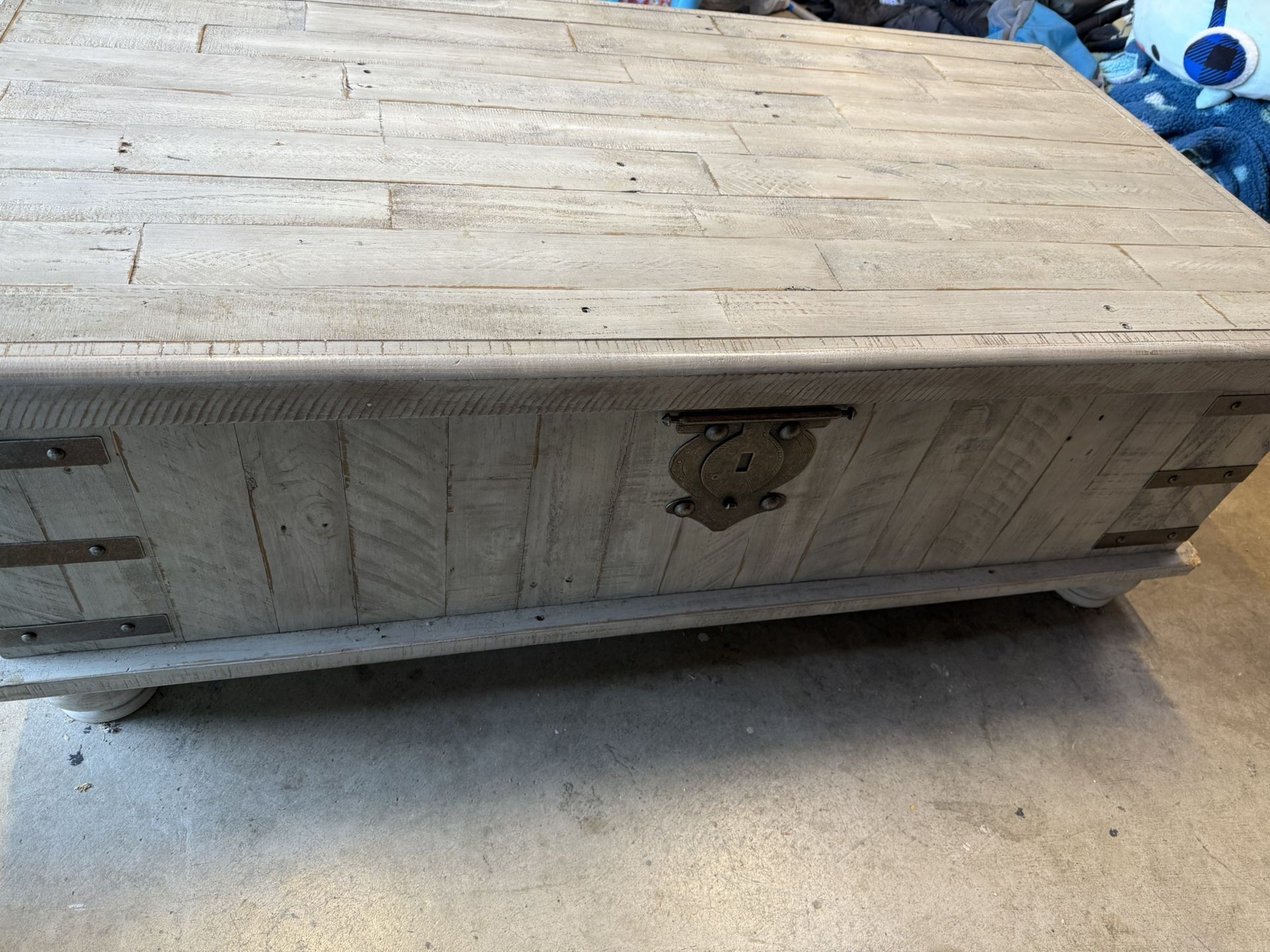 Coffee Table With Storage