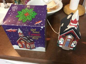 1980’s vintage Christmas lighted porcelain house