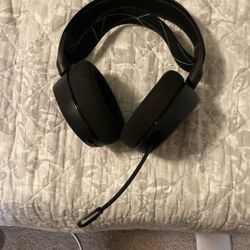 Steel Series Arctis 9 Headphones