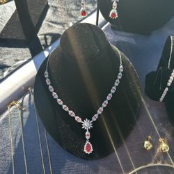 Red Necklace set