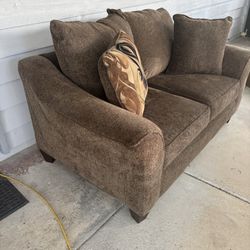 Sofa+Loveseat