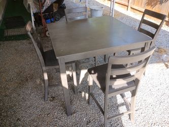 Tall Table And 4 Chairs