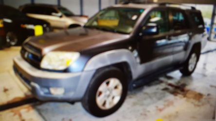 2003 Toyota 4Runner SR5 4WD 4dr SUV