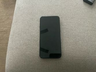 iPhone 15 pro max black titanium 256gb UNLOCKED