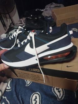 Nike Air Max Pre-Day Sneakers size 8.5 mens