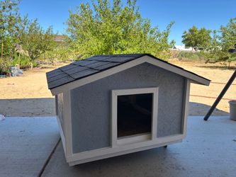 New Custom Built dog house/ casitas para perros