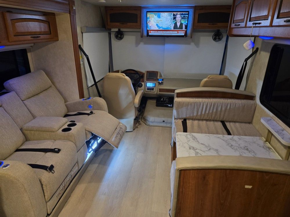 2012 Forest River Coachmen Mirada