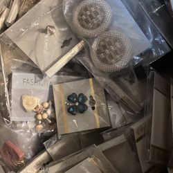 Ladies Iteams  Jewelry 